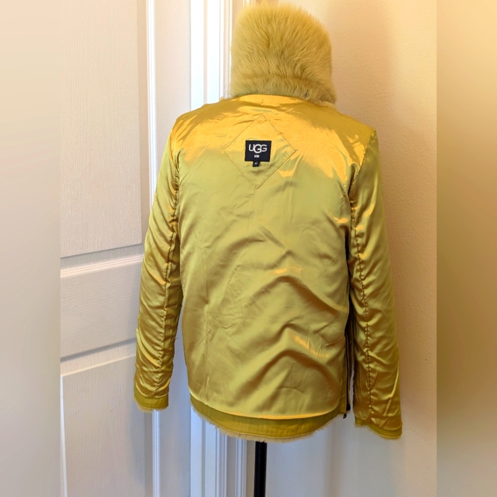 πH.P.β€οΈUGG Nadine Short Shearling Jacket - Picture 6 of 9